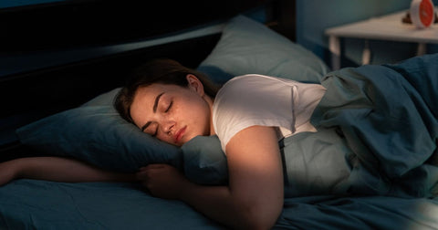 Phycea | Phycocyanine : À 3 g/L, la phycocyanine favorise une relaxation naturelle, en modulant les niveaux de stress et en améliorant la qualité du sommeil.